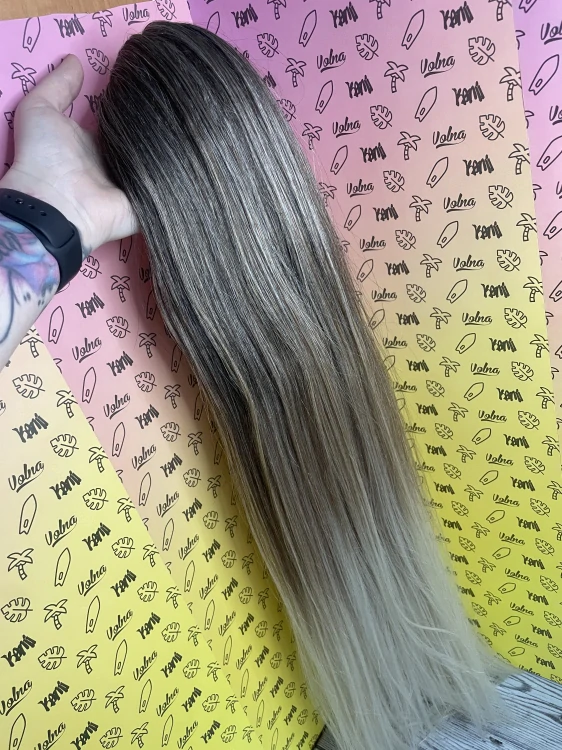 Volume bun Hnědé ombré do blond